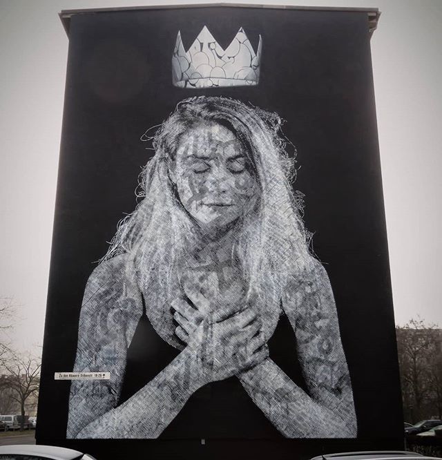 F_erre's tweet photo. #feelingblessed (Damn, this is a huge #stencilwork) / #streetart by #Snik &amp; #NunoViegas.
.
#Berlin #urbanart #graffitiart #streetartberlin #graffitiberlin #streetartlovers #graffitiart_daily #streetarteverywhere #streetart_daily #ilovestreetart #igersstr… https://t.co/0T9Ie705WV https://t.co/29WYu7zlwI