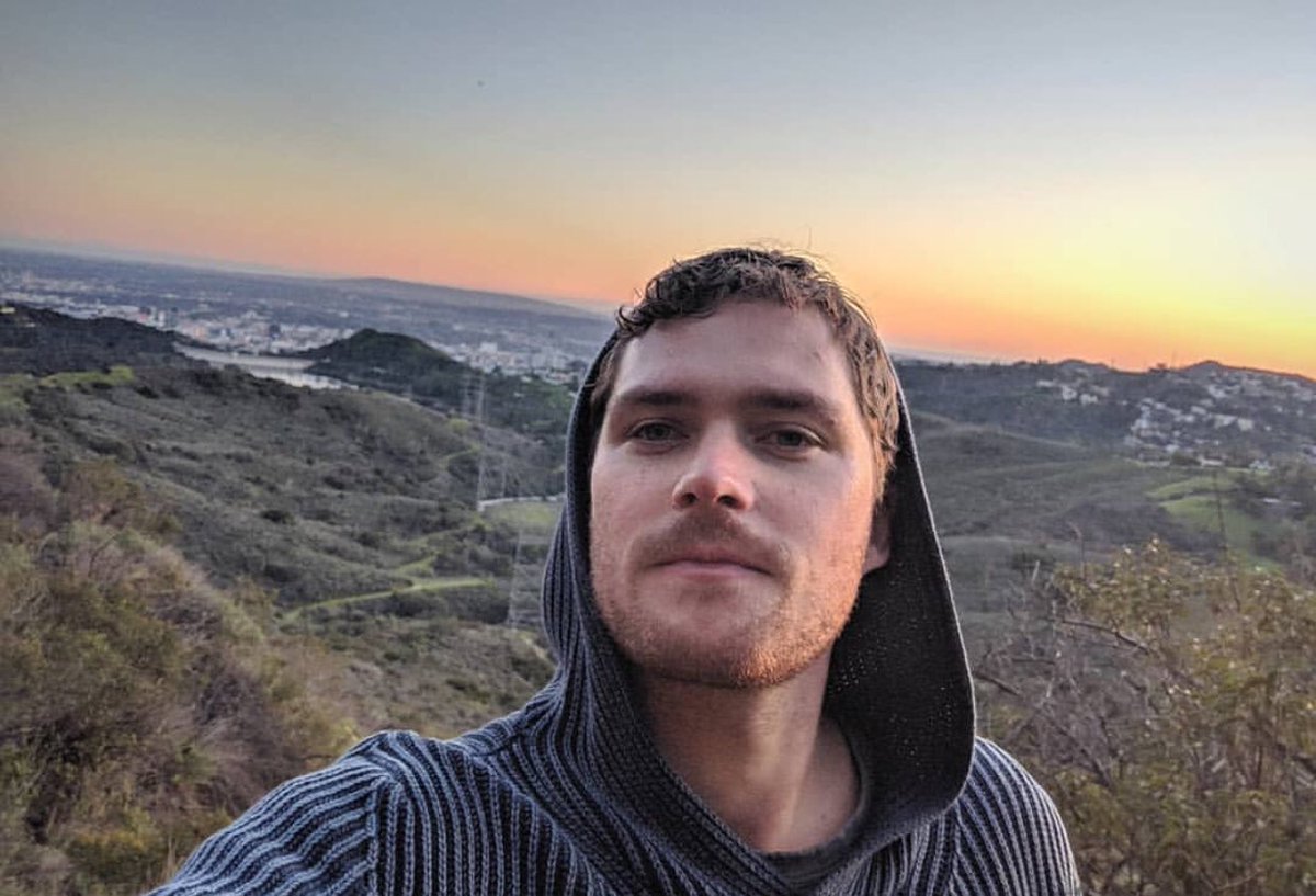 FinnJonesPH's tweet photo. Finn’s New Post on Instagram!
#finnjones #marvel #marvelentertainment #marvelstudios #ironfist #dannyrand #danielrand #thedefenders #kunlun #gameofthrones #lorastyrell #serlorastyrell #doctorwho https://t.co/klXA4jDoOq