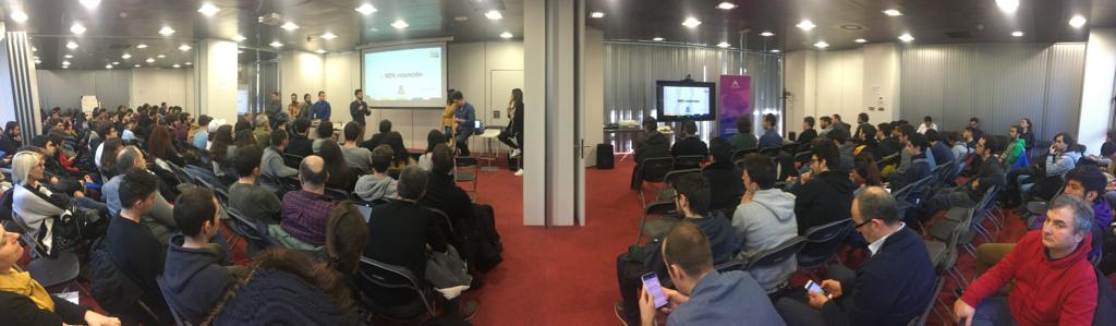 kidytechy's tweet photo. Sala repleta en el #seriousgamescap de #ermua. Un placer poder estar aquí. #RealidadAumentada #seriousgames #educacion #valores #social https://t.co/CcrxTc3IYu