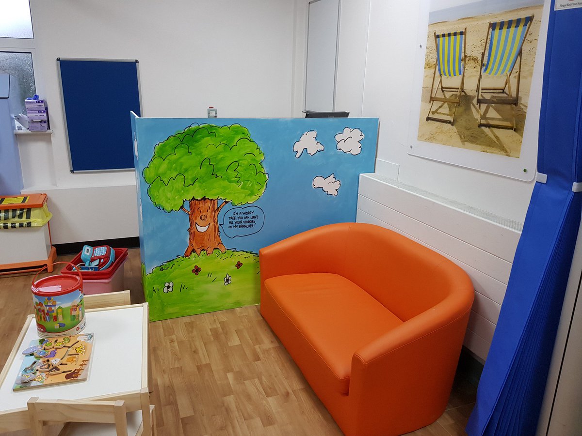 Poole_Hospital's tweet photo. How great does the new paediatric area in our emergency department look? It's a safe and child appropriate space where children can receive specialist care. It is staffed by a dedicated children's nurse and had its first patient on Monday. https://t.co/p7TN52UulZ