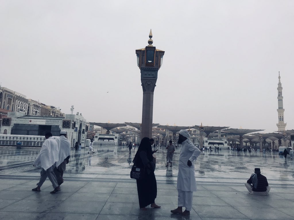 hadeel36_'s tweet photo. اللحظه الي تمنيتها وصارت الحمدلله ❤️❤️❤️❤️❤️❤️❤️  #المدينه_الان https://t.co/mjZ9sZ9ZQC