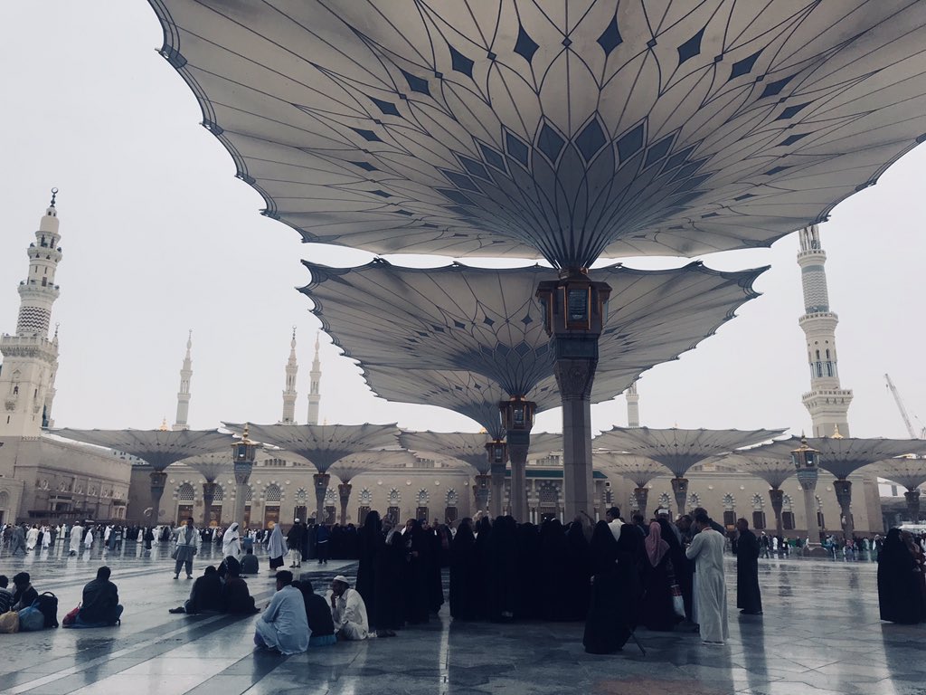 hadeel36_'s tweet photo. اللحظه الي تمنيتها وصارت الحمدلله ❤️❤️❤️❤️❤️❤️❤️  #المدينه_الان https://t.co/mjZ9sZ9ZQC