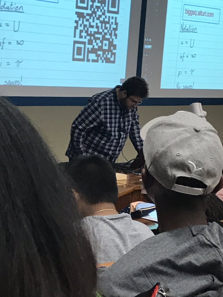 Why is <a href="/Sethrogen/">Seth Rogen</a> teaching me Calculus at UP??