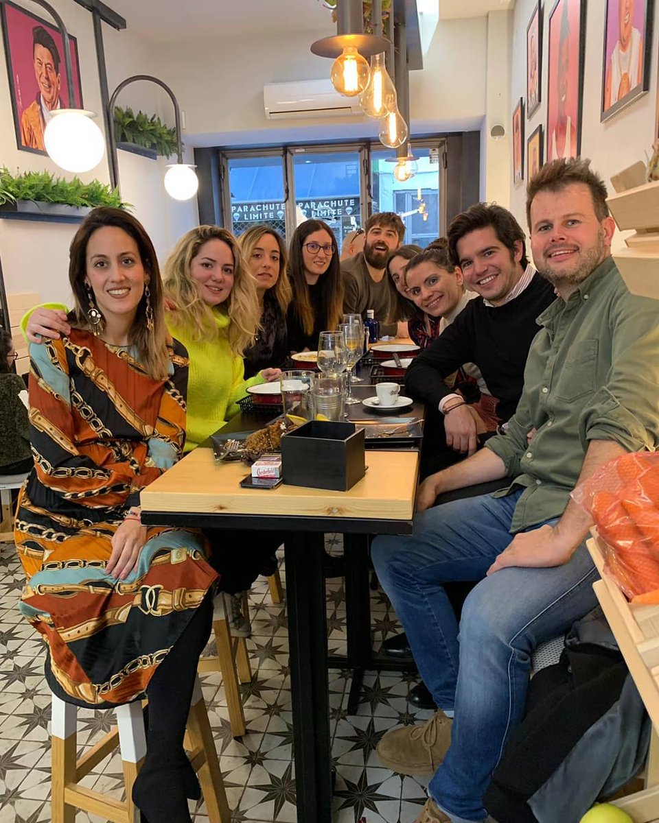 ajeleonesp's tweet photo. 📅 Ayer la Comisión de Relaciones Institucionales se ha reunido en el @centralparkleon 📍 para planificar nuevos #proyectos2019 para nuestra asociación #ajeleon 💪.
¡¡Así seguimos!! 👏😊
#nuevasideas #proyectos2019 #ajeleonesp #emprendedor #centralparkleon #ideas #reuniones https://t.co/oYFtGsSGhp
