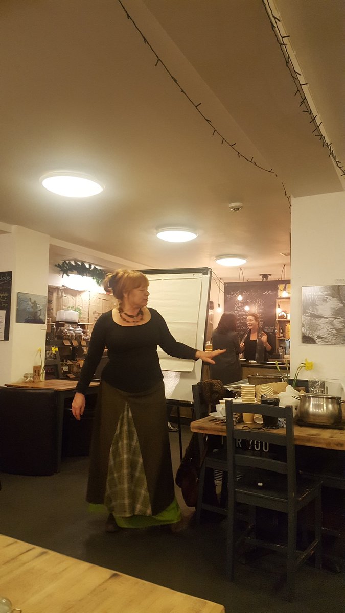 Great workshop last night run by the  Amazing @edwinahodkinson at #TheLamppostCafe in #Bury talking about the benefits of herbs and natural strategies to help #womemsupportingwomen through all stages of the #menopause.
Thanks to @petefillery & @Stumberlina for the connection.