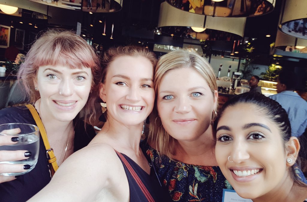#YourFavouriteNeighbour putting it on the line at the <a href="/Meltwater/">Meltwater</a> JHB Biz Breakfast with <a href="/naikl/">Lee Naik</a> 🍳 #OutsideInsight
