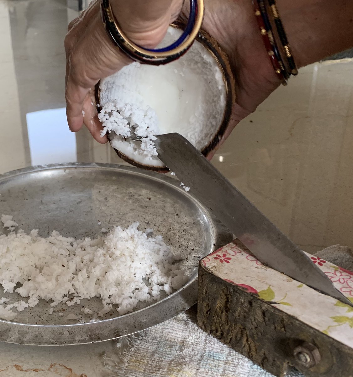 Friends! I’m in the motherland (India) and learning how to cook from the Monarch of Masala herself, my grandmother. Looks like she’s got a coconut curry planned 😍. New recipe coming soon! #methodtothemasala #vegetarian #healthyeating #indianfood #indiancooking #coconut