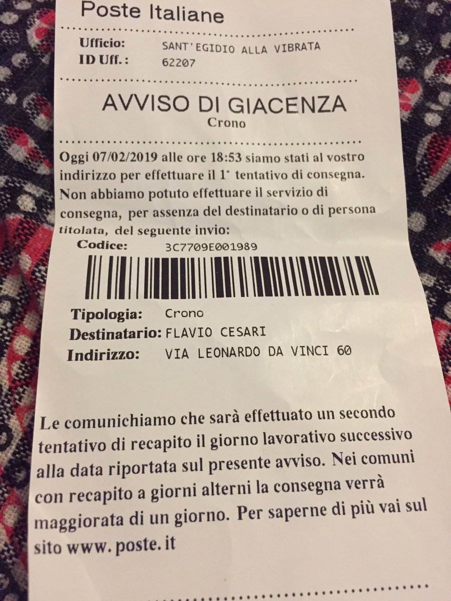 CesariFlavio's tweet photo. @PosteSpedizioni salve ieri dovevo ricevere un pacco con paccocelere 3 ma sono passati alle 19:00 di sera e non mi hanno trovato, hanno lasciato un biglietto dicendo che passerranno oggi, vorrei sentire qualcuno ma non ho telefono fisso e con il cell spendo troppo per chiamare https://t.co/cNvnjbkONp