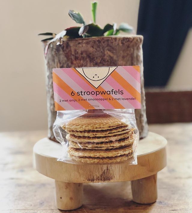 Bijna weekend! Haal snel je stroopwafels in huis voor een knusse paar dagen.
.
.
#strooprotterdam #sterkerdoorstroop #ambacht #sinds2013  #stroop #FenixFoodFactory #Rotterdam  #katendrecht #stroopwafel #stroopwafelrotterdam #lekker #nederland #rotterdamf… bit.ly/2RIFqmJ
