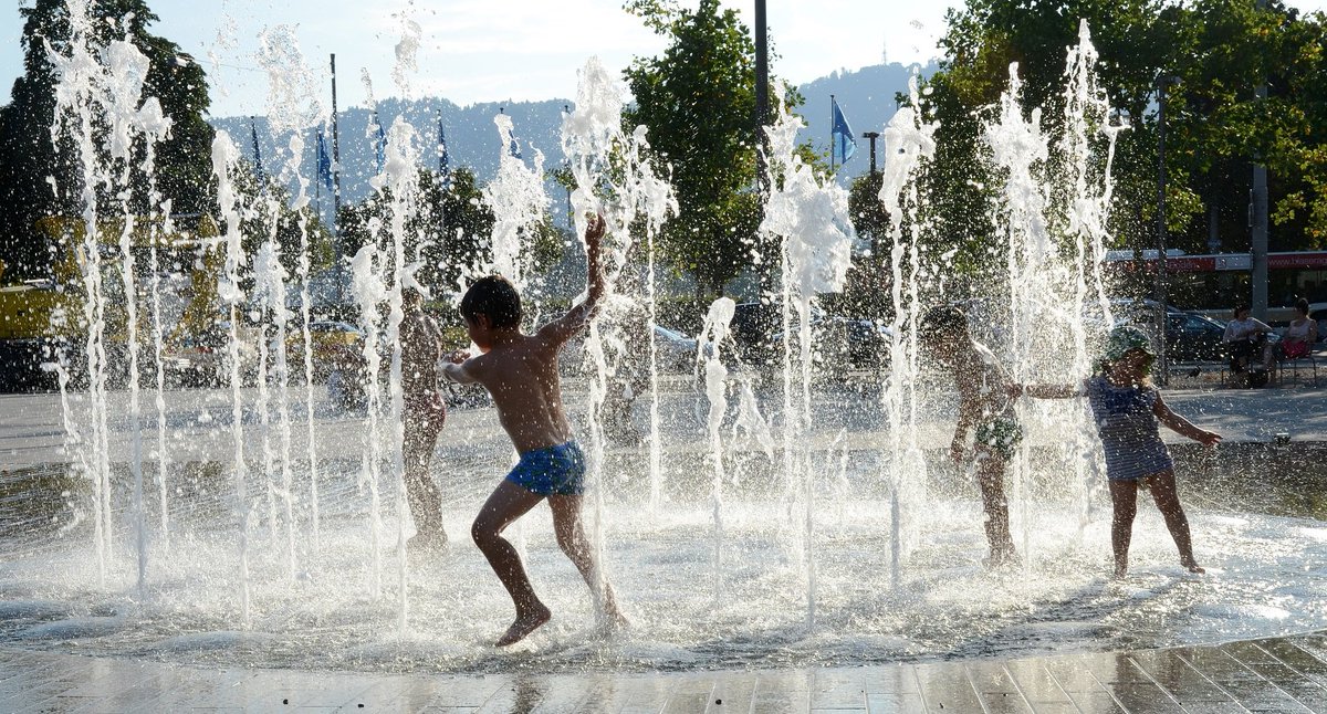 up! findet das Wassergesetz nicht liberal und lehnt es ab
zuercherin.com/up-findet-das-…
#Wassergesetz #Liberal 
<a href="/upschweiz/">lpschweiz</a> <a href="/fdp_zh/">FDP Kanton Zürich</a> <a href="/spzuerich/">SP Zürich</a>
