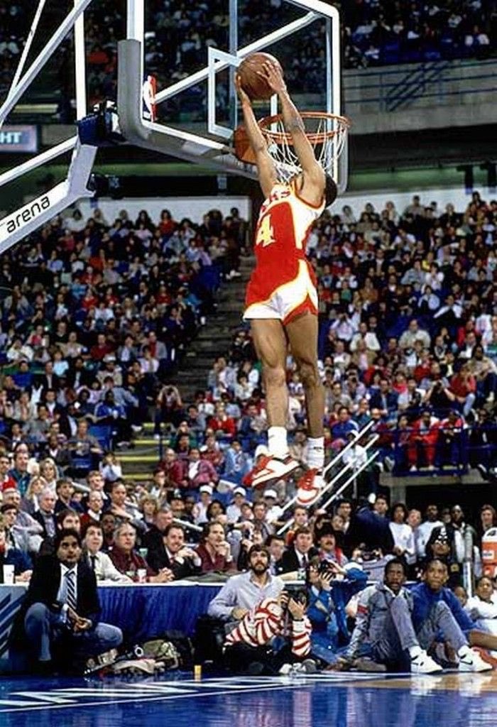 TheCraigSutton's tweet image. Spud Webb, my favorite basketball player of all time, won the NBA DUNK contest 33 years ago today! #SpudWebb #ThisDayinSportsHistory
