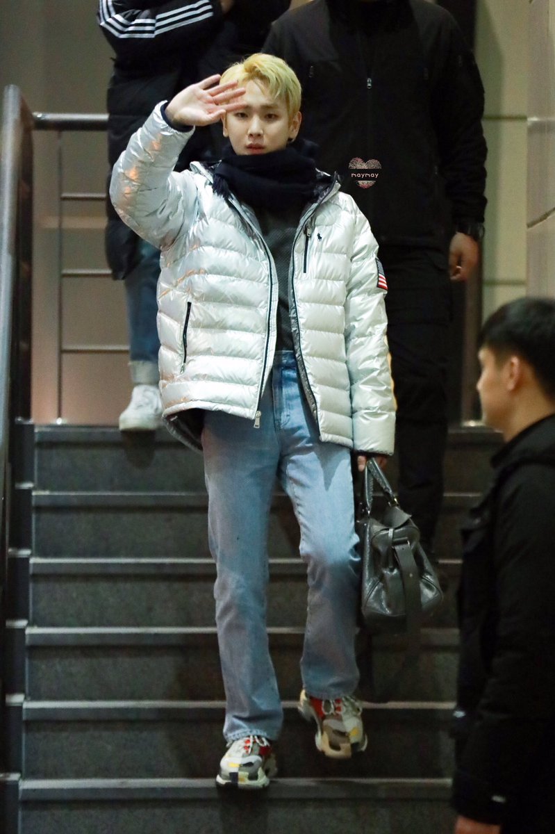 190208 키랜드 퇴근

기범아 수고 했어요 👋🏻

#기범 #키 #Key #샤이니 #キー #KEYLAND