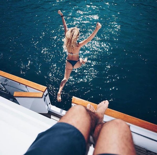 SelectYachts's tweet image. Who else is ready to jump into the weekend? #Yachtlife 
Photo Credit: IG/ YachtCharterFleet bit.ly/2ISRPEa