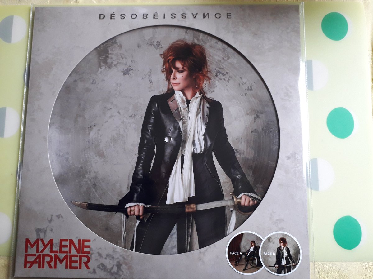 Je lai enfin !!! 😍 <a href="/HashtagNP/">Hashtag NP</a> #mylenefarmer 💜