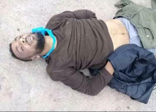SaveDerna's tweet photo. This is Mohamed AbdelWanees Batoh.
He was last seen talking to #Haftar's dignity forces at a checkpoint in #Derna, #Libya. The next morning his body was found in a dumpster.
Civilans in #Derna need our support. This needs to STOP. #SAVEDERNA https://t.co/KCt9XGiOiK