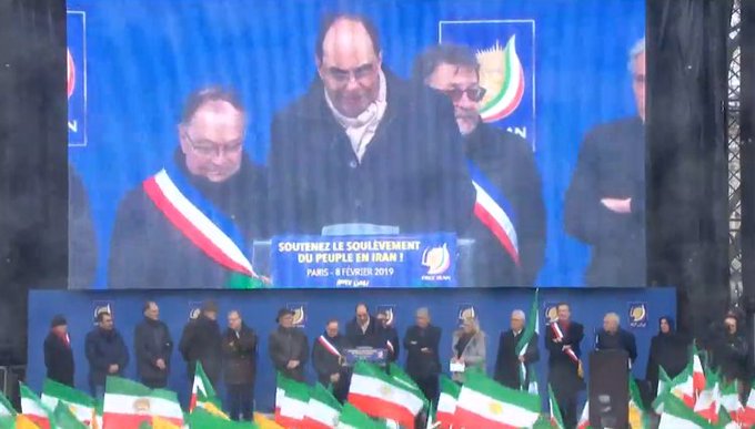 View image on Twitter