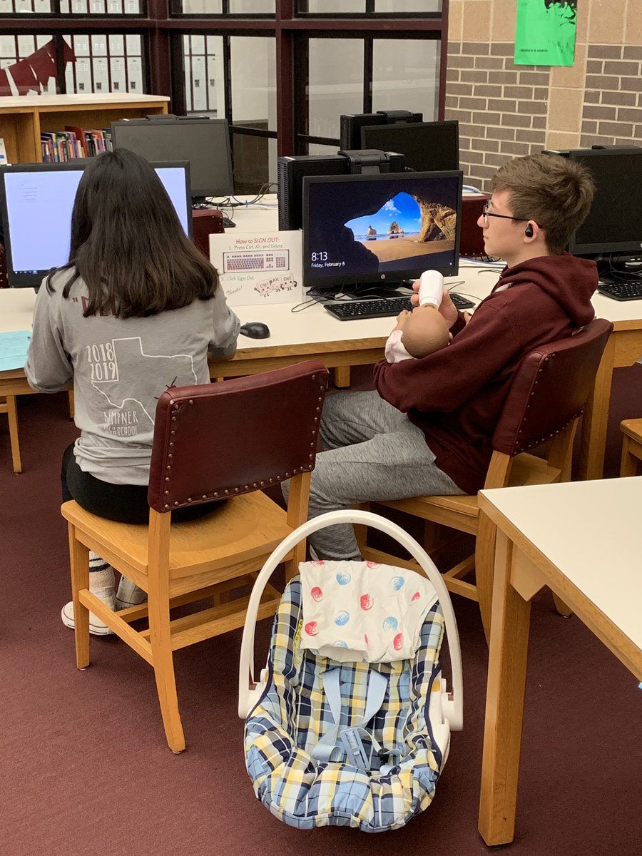 Course selections going on &amp; STUDENTS helping fellow STUDENTS w/their babies from Human Growth &amp; Development Class! #TEAMWORK makes the #DREAMWORK WE are #KHS