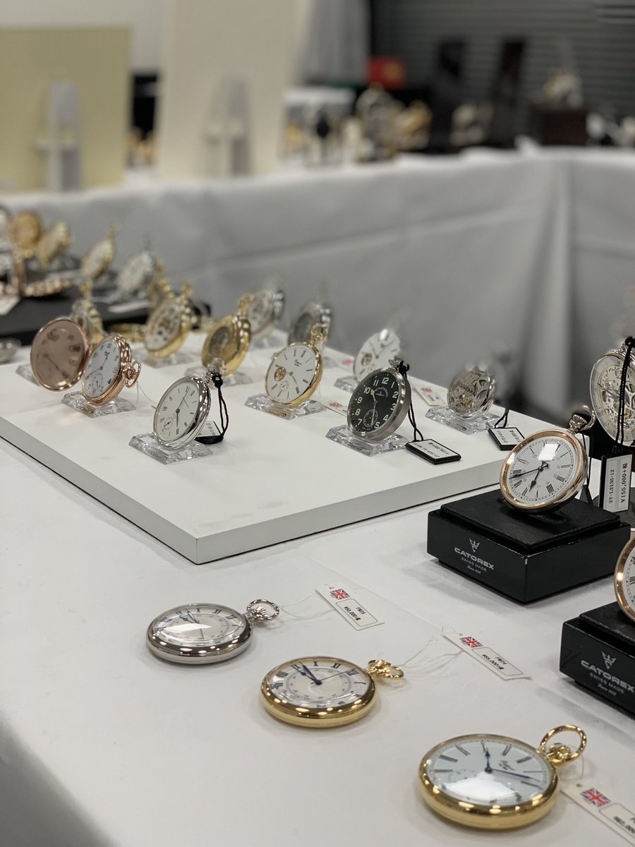 ট ইট র 正美堂時計店 明日から開催の 第4回懐中時計展示会の設営完了 明日は積雪かもと言われてますが 珍しい時計が揃って熱い品揃えになってます 正美堂 合田圭四郎 正美堂 正美堂時計 懐中時計 懐中時計展示会