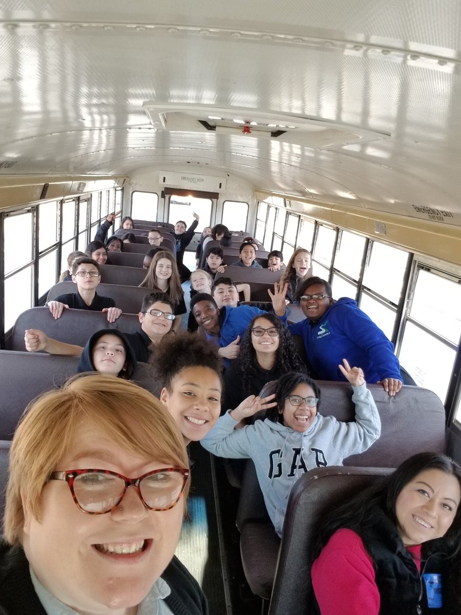 HBMSorchestra's tweet photo. #hbmshawks on the way to visit the @AtlantaSymphony. We are so excited! https://t.co/UEeKypY2M1