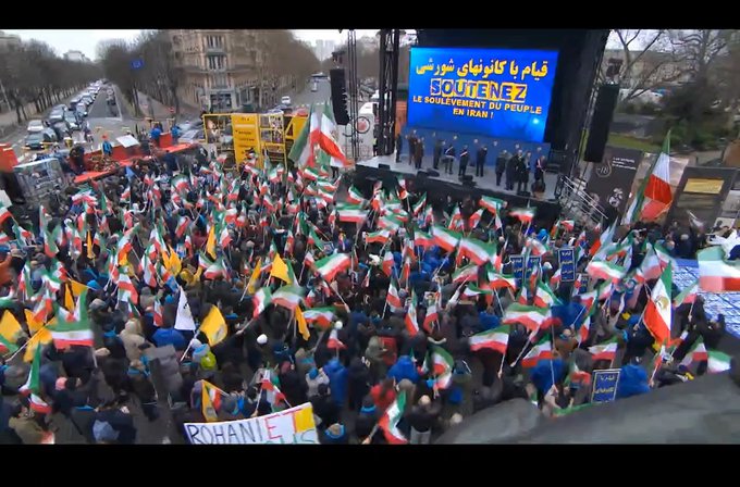 View image on Twitter