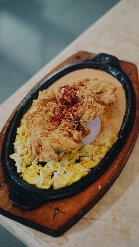 FY! Official tweet media