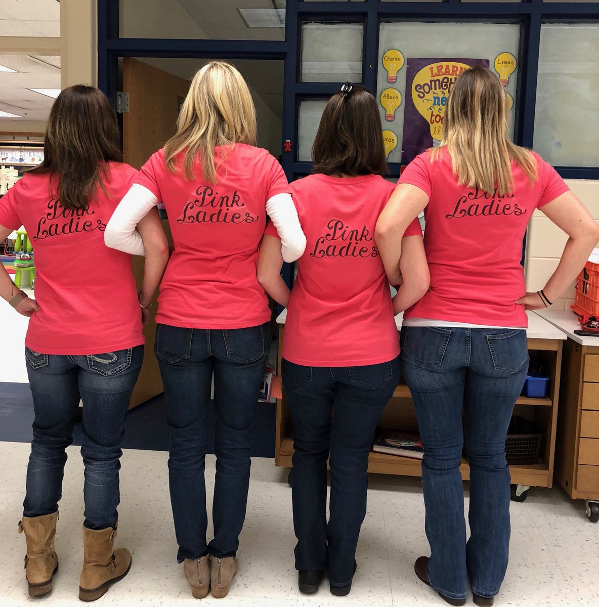 CubRunMarkham's tweet photo. 2nd grade teachers are tickled pink for twin day!  @mrs_scoville @MeghanMason16 @CubRunES https://t.co/osbnNfwwKF