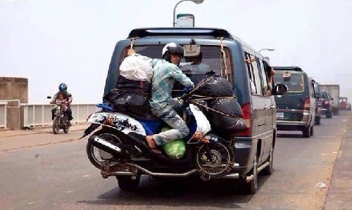 Come back home for Tet holiday 😂😂😂
#humor  #funny  #life #Vietnamese #Vietnobletours #Vietnam