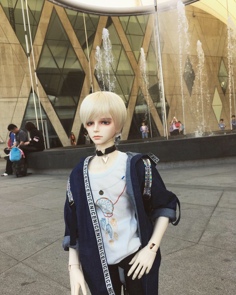 mis545's tweet photo. 高雄之旅 — 大東文化藝術中心
這裡的牆壁設計好喜歡❤️
#bjd #iosbjd #sezz https://t.co/NGEGnDJo01