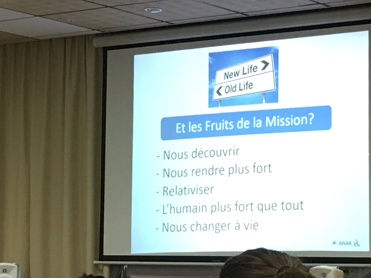 enscatho29's tweet photo. #lyceenschateaulin #ddec29 l’engagement ça vous change ...  témoignage de Charles-Antoine MAURICE sur la fondation ANAK. https://t.co/WKe714BQAj