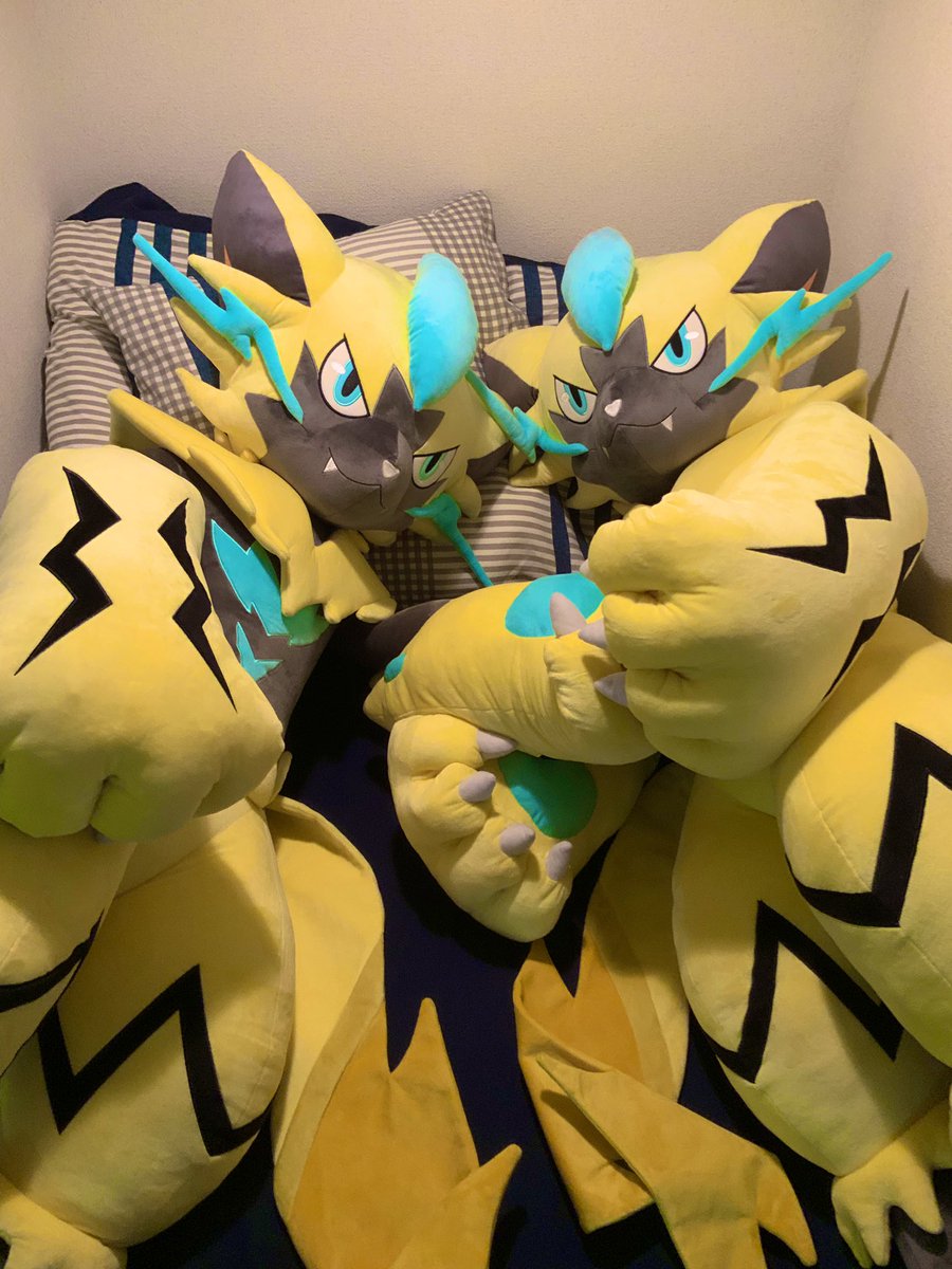 おまえはどっちと寝たいんだ？」 「り、両方です！！」 「いいぞ！来