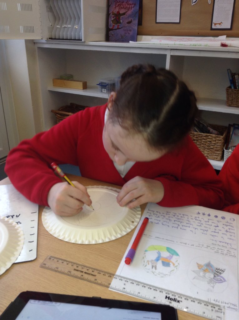 EastwayPrimary's tweet image. #technologyweek #chinesenewyear Y6 are well underway making their Bolang Gu.... Stay tuned for the end results!