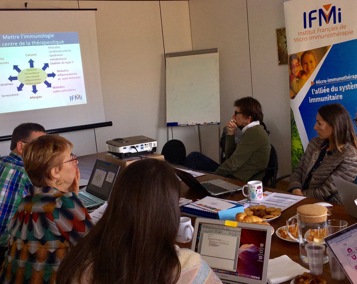 microimmuno_fr's tweet photo. Journée studieuse pour les formateurs en #microimmuno : révision des concepts d’#immunotherapie et nouvelles formations #IFMi https://t.co/5oLWwY2oDW