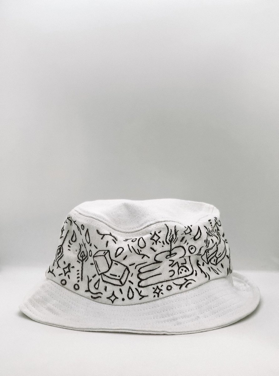 HypeMagazineSA's tweet photo. Read @hunterscider's Hot Q&A W/ Russell Abrahams Of Yay Abe Who Developed The One-Of-A-Kind Bucket Hat Design Inside The 'Nothingβs Too Hot For Hunterβs' Pack #HuntersHot-->https://t.co/IIA1TRNtra https://t.co/4jAKEkMHBD