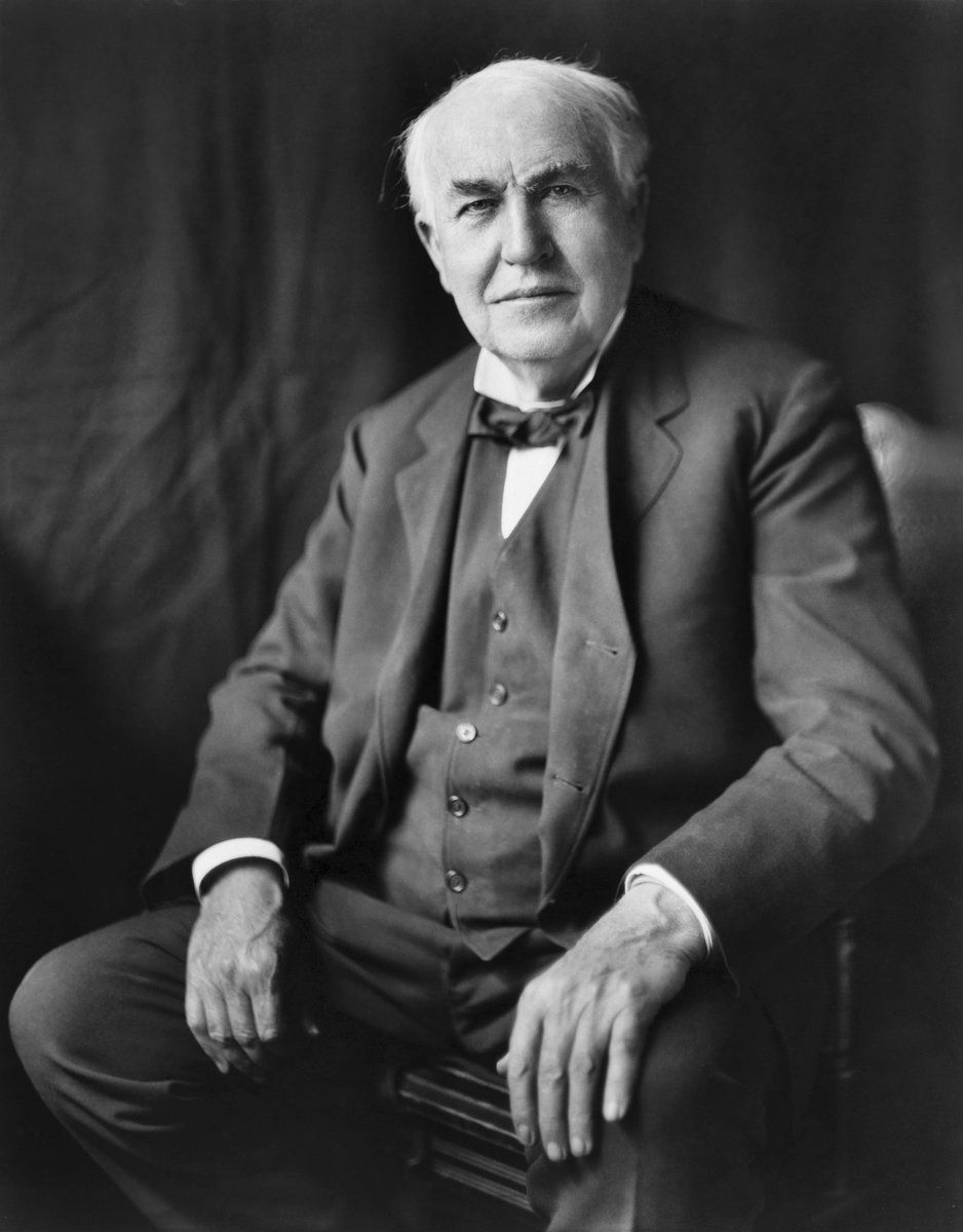 #GeburtstagskinddesTages: Thomas Alva Edison wird am #11Februar 1847 geboren. Der US-amerikanische Unternehmer ist für seine Innovationen im Bereich des elektrischen Lichtes weltbekannt.

Bildquelle: Wikipedia