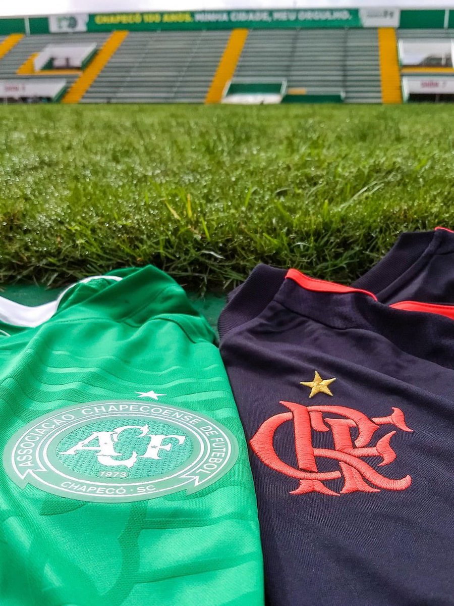 FORÇA, FLAMENGO! 
Estamos muito tristes e abalados com a notícia do incêndio que atingiu o Ninho do Urubu, deixando inúmeras vítimas.
Externamos nosso desejo de força aos irmãos do <a href="/Flamengo/">Flamengo</a> e a todos os familiares dos atingidos. Nossos pensamentos e orações estão com vocês.