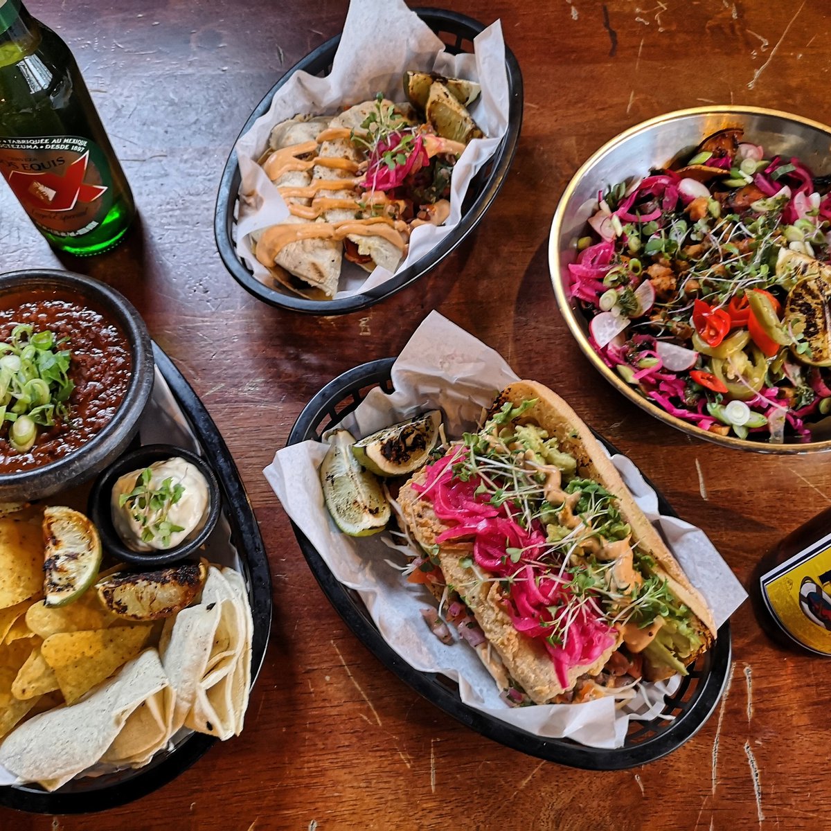 Is it ever really too early for a feast? We think not 
 #plantbased #veganfoodshare #whatveganseat #foodporn #veganfood #teqsandchugsandrocknroll #vegantacos #veganfoodporn #veganlife #tacos  #glutenfree #glutenfreevegan #bestofvegan #vegansofleeds #elmarchador