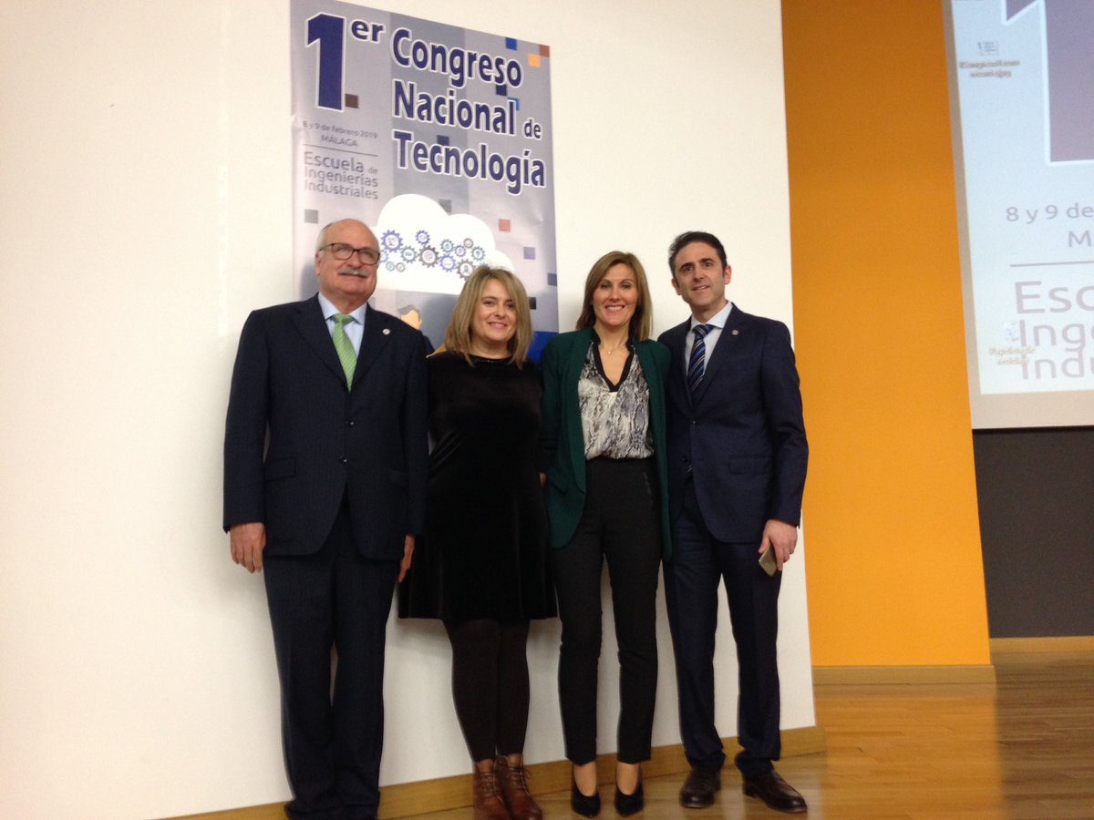 En el I Congreso Nacional de Tecnología que ha empezado este viernes en la <a href="/IndustrialesUMA/">Escuela de Ingenierías Industriales UMA</a> #CongresoTecnología #MujeryTecnología