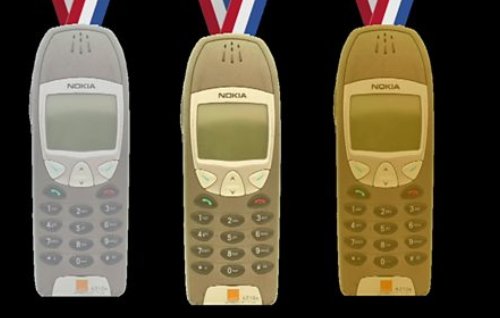 Your old phone, gathering dust in that drawer with all the old wires and chargers and stuff?

It could yet have a higher purpose! 
 
All the medals at the 2020 Olympic and Paralympic Games in Tokyo will be made from recycled electronic waste
👉 bbc.in/2ULUUIo