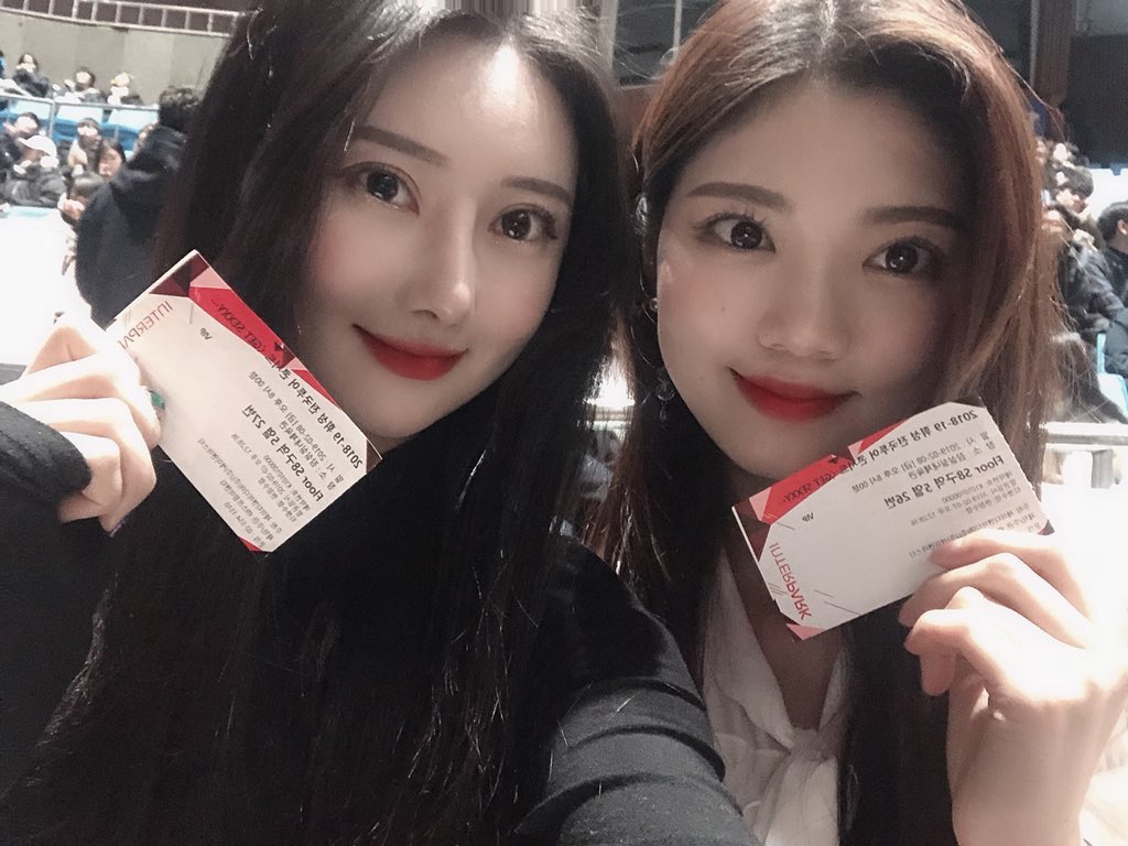 pbyerim's tweet photo. 190208 | #YERIM #SEYEON https://t.co/7BalH1rDY0