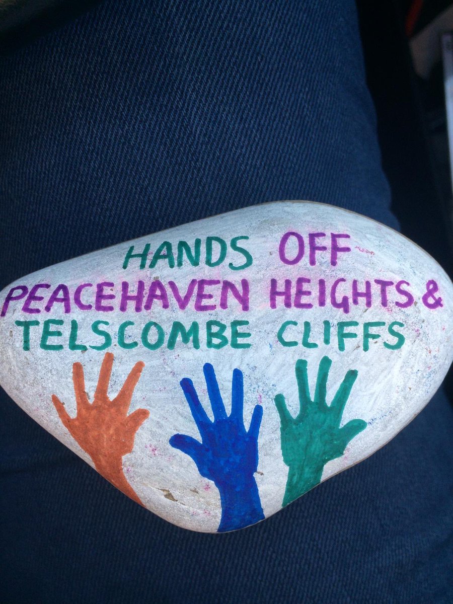 Great idea: Apparently campaigners are making these and leaving them all around town! Found yours yet?
#PeacehavenHeights #TelscombeCliffs <a href="/We_OwnIt/">We Own It</a> #SaveOurSchools 
@antiacademies <a href="/NotoHPSAcademy/">Hands Off Hove Park</a> <a href="/HandsOffWHX/">Shaunagh Rose Roberts</a> <a href="/JohnRoanResists/">John Roan Resists</a> <a href="/sussex_express/">Sussex Express</a> <a href="/newshaven/">News Haven</a>