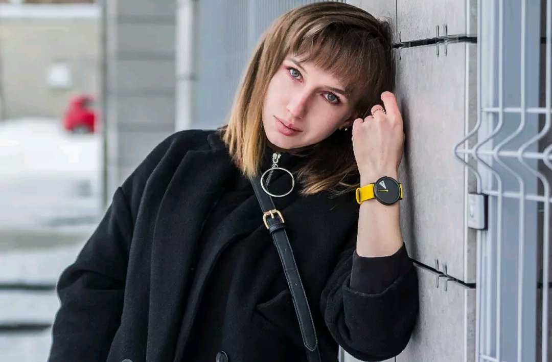 AliExpress_EN's tweet photo. Yellow is THE color this season. 💛 Blogger dozaftra thinks you need to get on trend with this yellow watch from #Shengke ⌚ Especially while it's 58% off in our #FabulousFebruary sale 😀

https://t.co/EPs6KOj6tv
#AliExpress #watch #yellow #fashion #deals https://t.co/ltiBVRDP3H