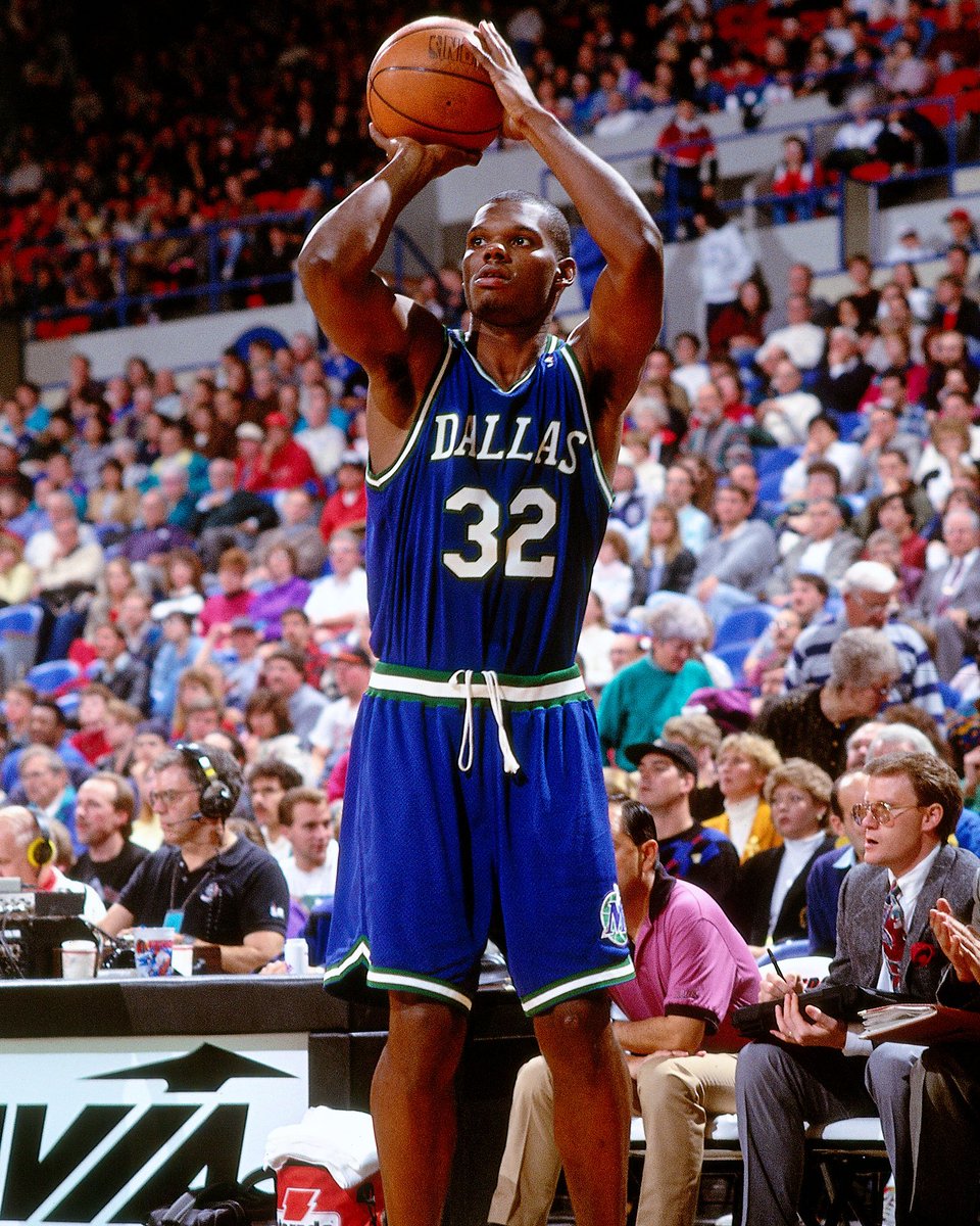 90s Vintage Jamal Mashburn 32 Dallas Mavericks Mavs Nba 