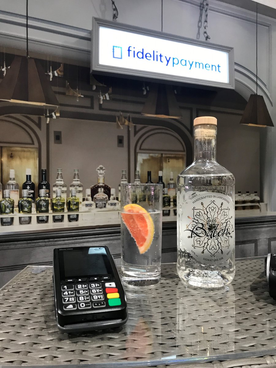 blinkpayment's tweet photo. We had a fantastic time at our #gin #bar for @olympia_london's @PubShowUK!
A special thank you to our generous sponsors @artisan_drinks
#batchspirits
#gininthehouse
#kokoro
#backspirits
#halcyonspirit
#blacktomatogin
#artisandrinks
@BatchBrew
@english_gin https://t.co/czBEzRokgv