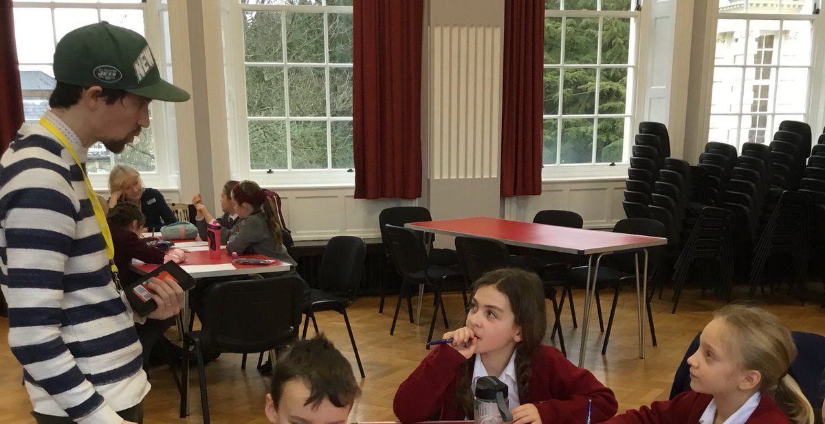rh7prepenglish's tweet image. Our budding authors! @RH7_2012 #Radnorwrites #learningfromexperts #writingforpleasure