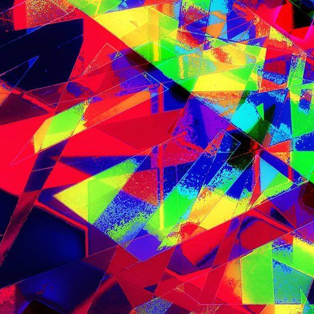alswainger's tweet photo. Fractured III
#pointlessbeauty #collectivelycreate #easilydistracted #filters #filterfreaks #mindwandering #phonephotos #scifi #imaginaryplaces #mindfulness #abstractart #abstract #freeimprovisation #improvisation #improvisedart #glitch #glitchart #digi… https://t.co/SdDm4akTO6 https://t.co/zQOdJwVPQx