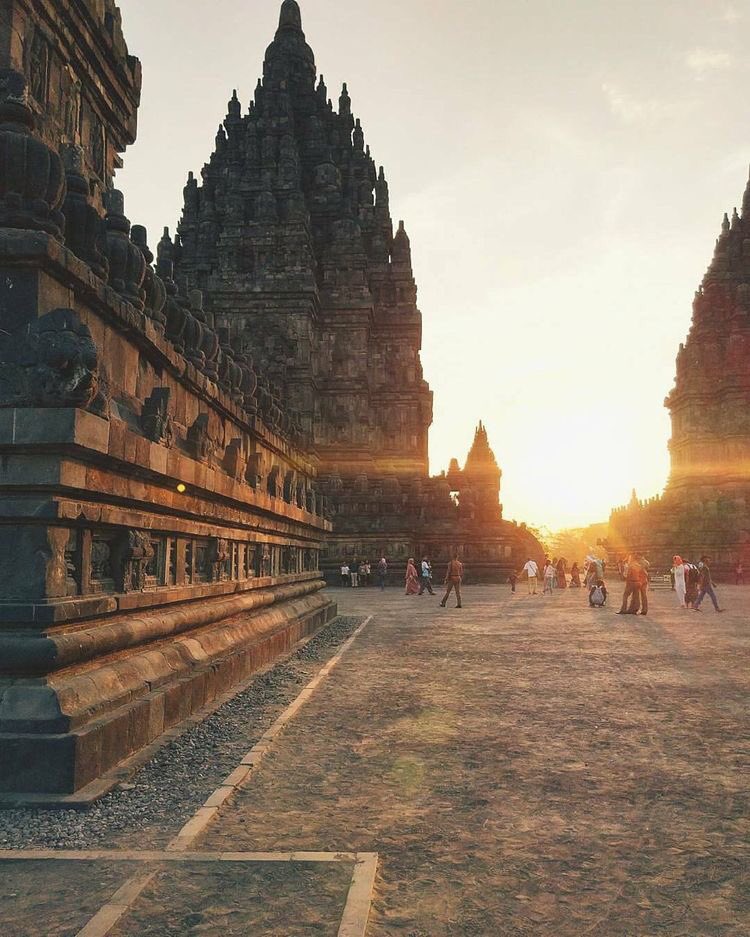 INDONESIAinLOVE's tweet photo. Senja yang indah di bumi Nusantara.
#WeekendCeria https://t.co/K4xprEZFTL
