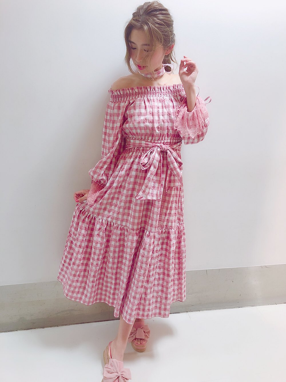 ✨LIZLISA✨ 美品 チェック ネクタイワンピース オフショルダー