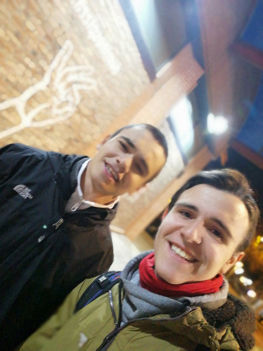 Cortando el pelo a mi bro el chemita🔥🔥🔥✂️✂️✂️ <a href="/Bravo13Chema/">Chema</a>