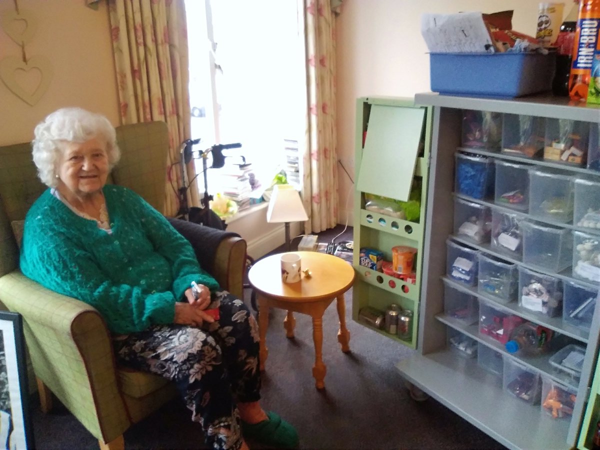 SMC_ForestHall's tweet photo. Residents enjoying the sweet trolly today yum yum @SMC_ForestHall @St_Martins_Care @ageUKNT @AlzInspiration@SpringfieldNT @ageUKNT#fun #treats https://t.co/2aXKDg3CPO