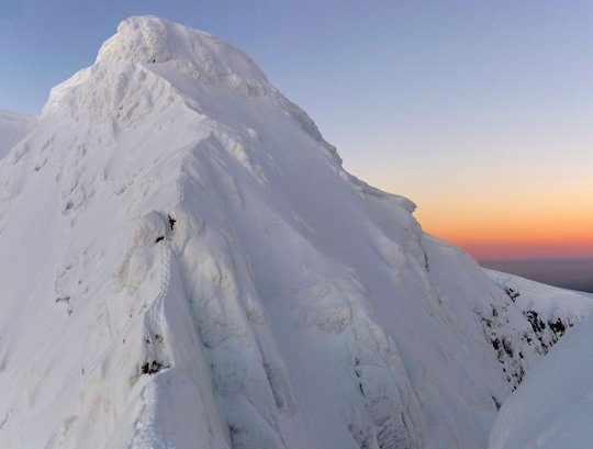 Team_BMC's tweet image. 5 of the best Scottish #winter routes ow.ly/iY6P30hZLgr A bit of Scottish winter #climbing history, plus a range of classic routes from Grade II to V, with  stunning photos and descriptions. You're welcome.